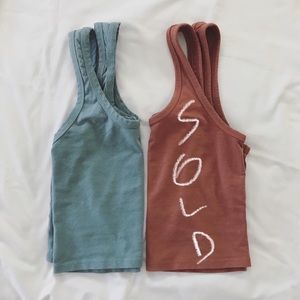 Jungmaven sporty tank in clay green